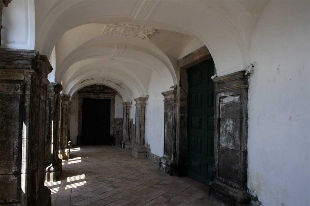 4 corridor