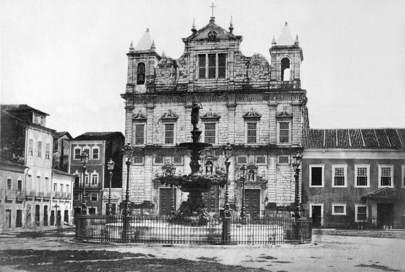 Salvador jesuitchurch4 ccby1